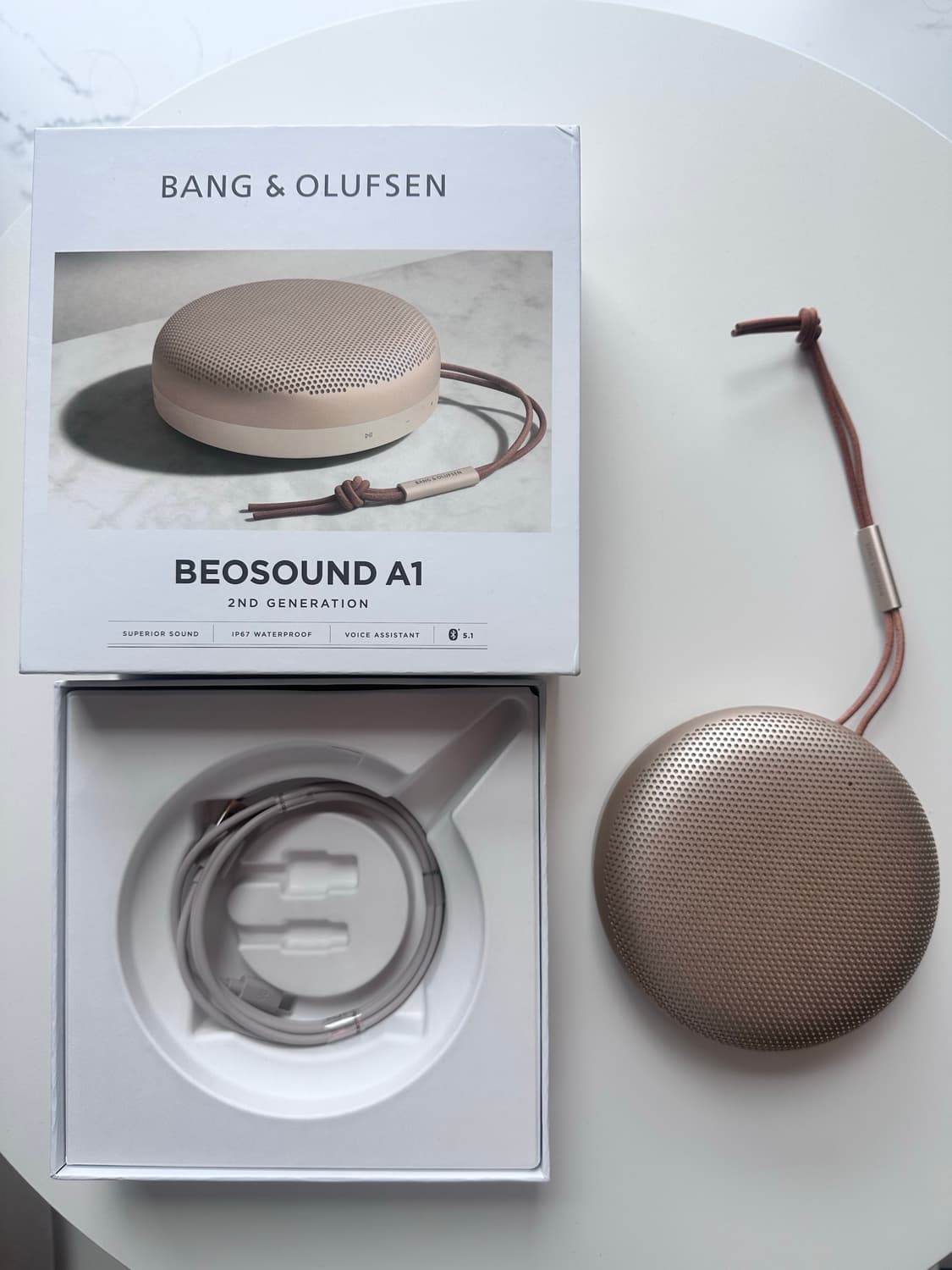 뱅앤올룹슨 b&o 베오사운드 A1 골드 2세대 상품이미지1