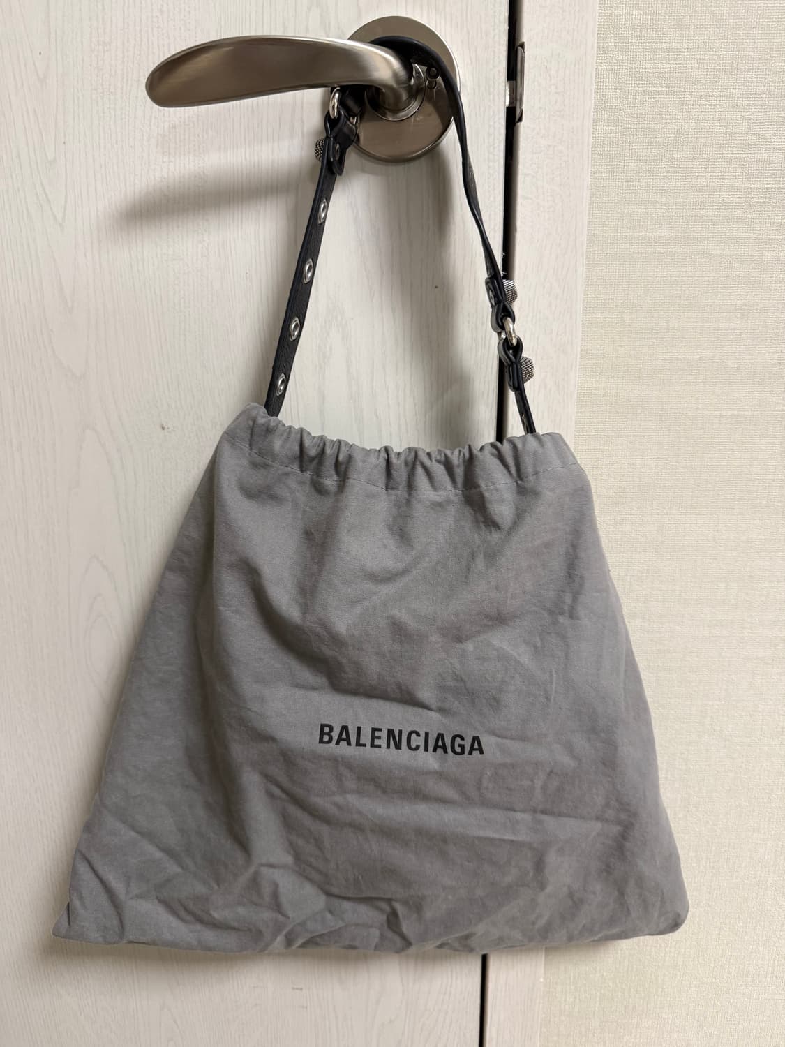 발렌시아가 르카골 슬링백 xs 상품이미지5