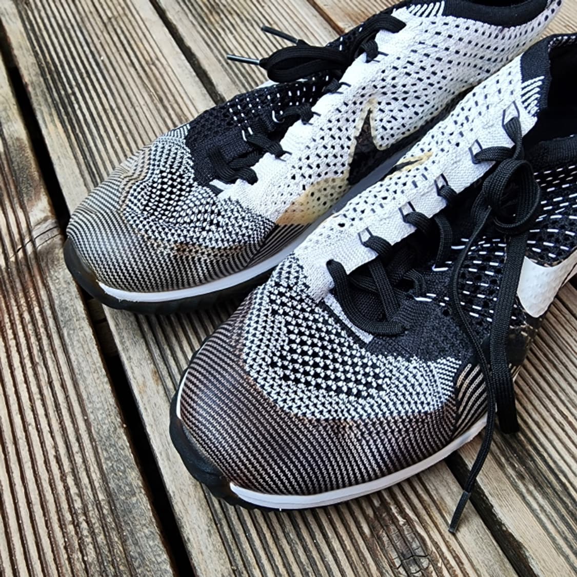 나이키 플라이니트 레이서 골프 검흰 909756-001(280) 상품이미지4