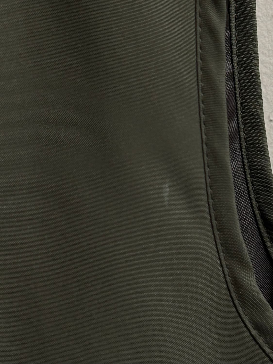 발렌시아가 라이트 패딩 베스트 상품이미지5