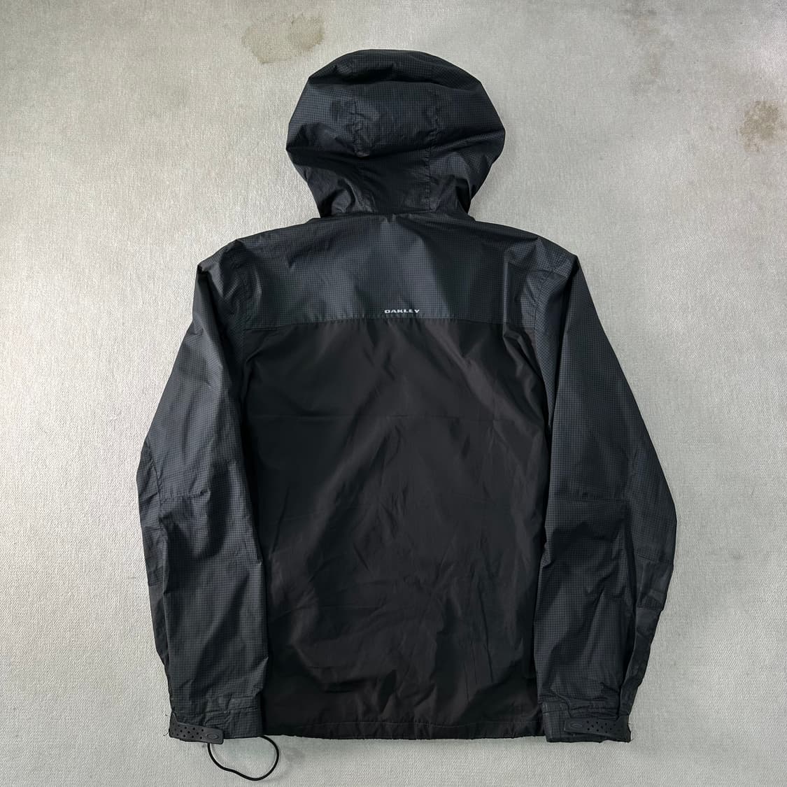 100 오클리 패커블 후드 바람막이 자켓 상품이미지2
