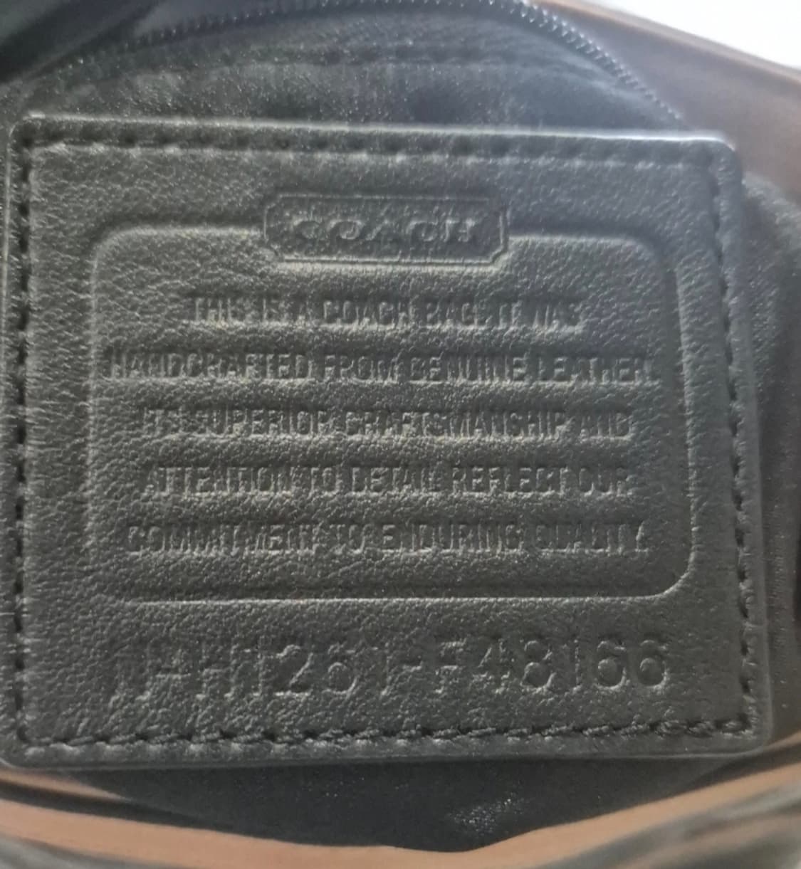 코치 페이트 엠보스드 에나멜 토트백 상품이미지9