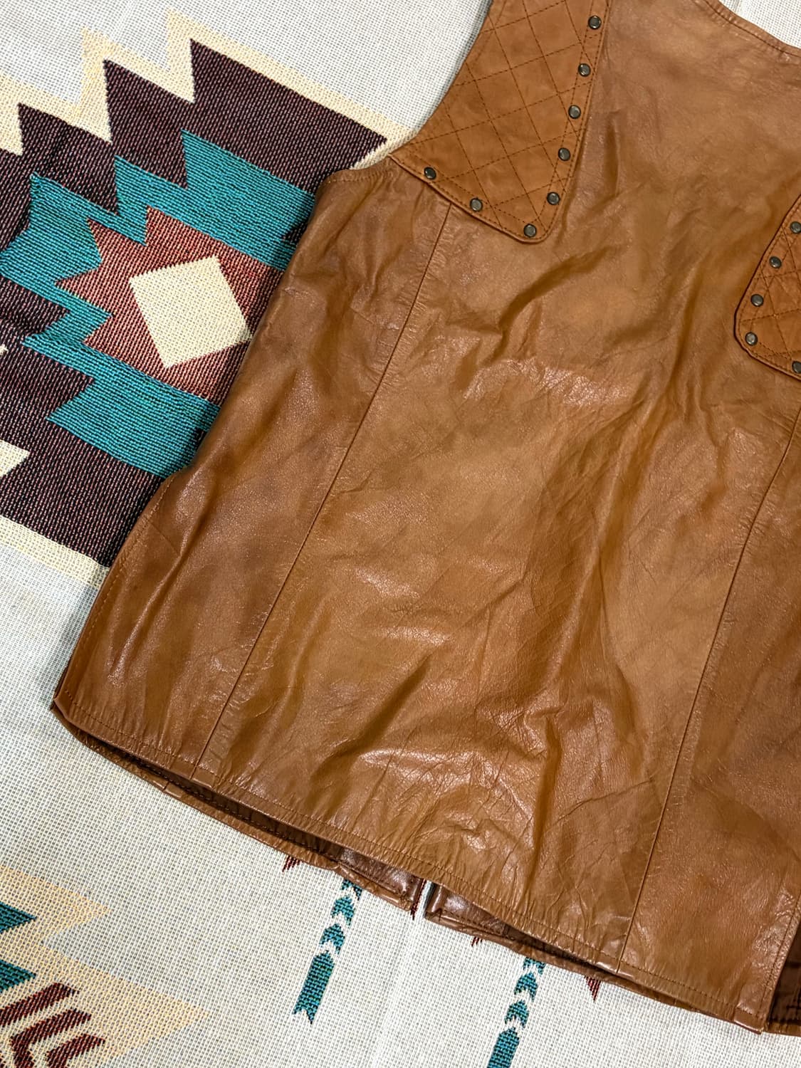 코미네 웨스턴 스터드 레더 베스트 / western stud vest 상품이미지8