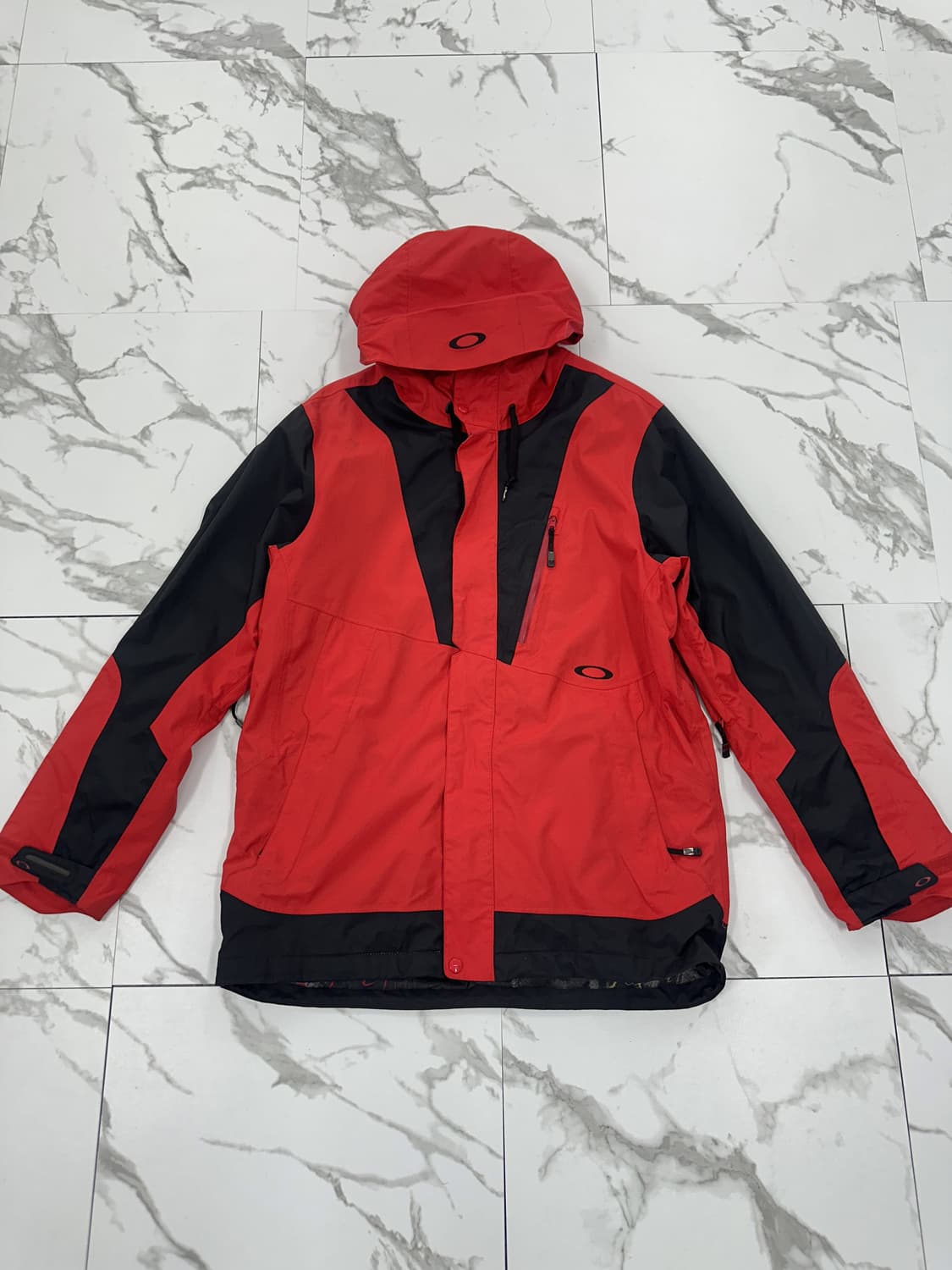 오클리 배색 로고 바람막이 상품이미지1