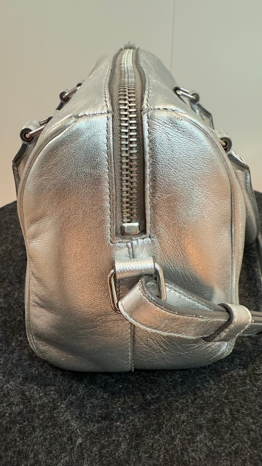Saint Laurent 생로랑 더플백 실버 미니 23cm   상품이미지6