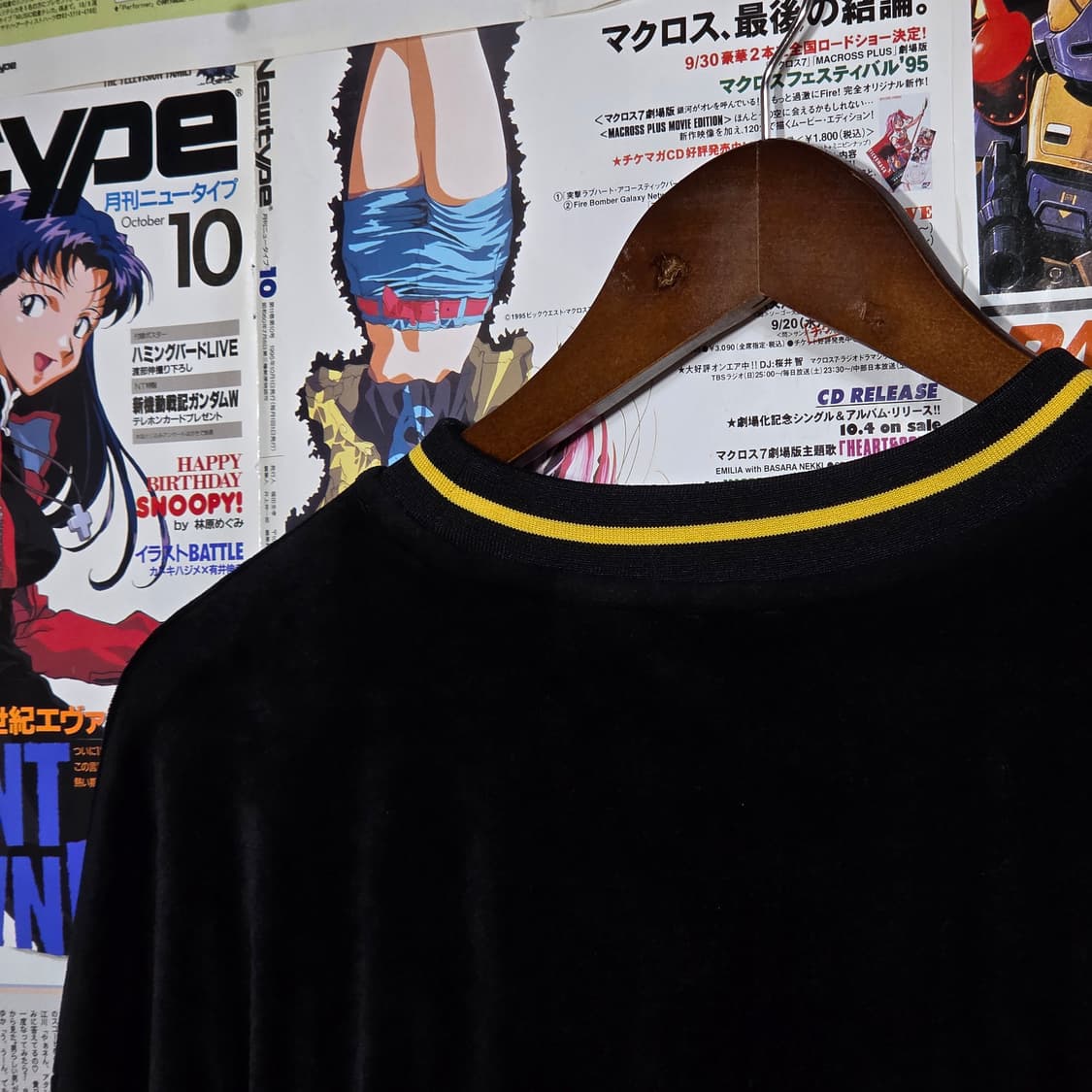 리바이스 빅로고 벨벳 블랙 맨투맨 상품이미지5