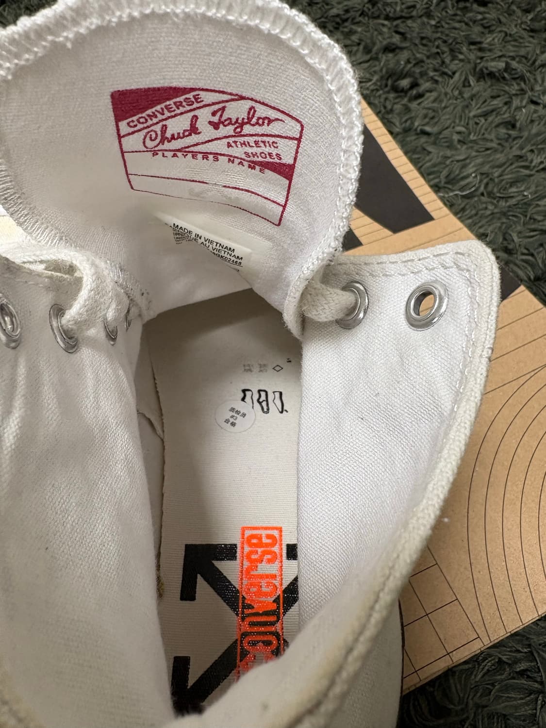 오프화이트 컨버스 척 하이 상품이미지6