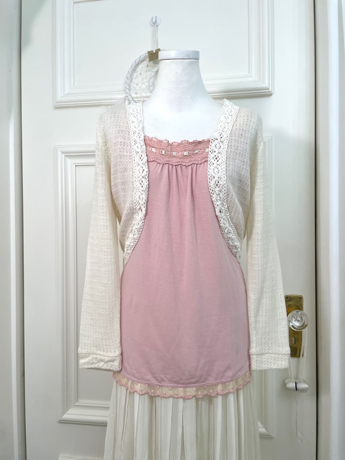 white crochet lace point bolero cardigan 상품이미지1