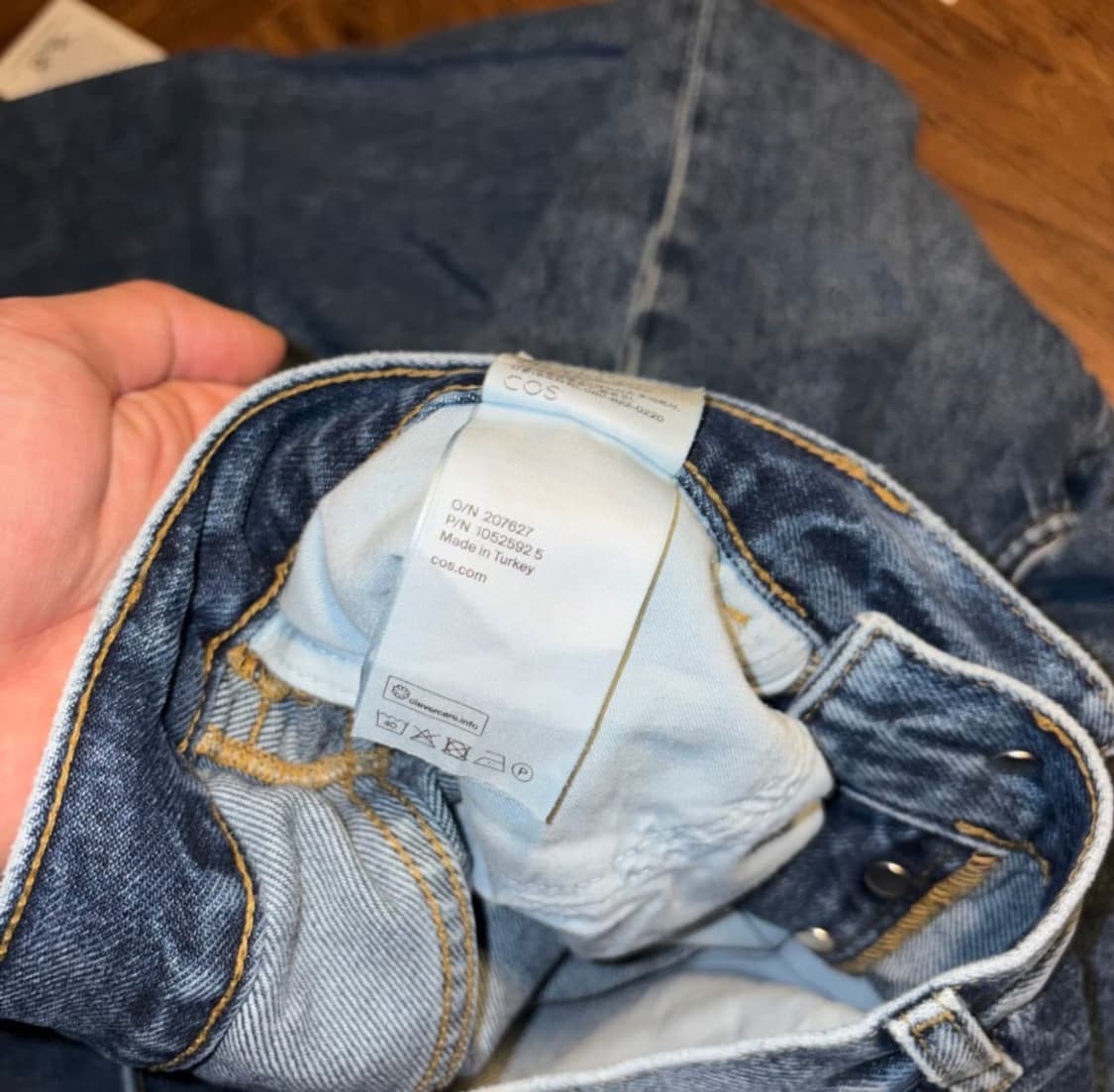 COS 코스 중청 부츠컷 데님 플레어진 48(32인치) 상품이미지3