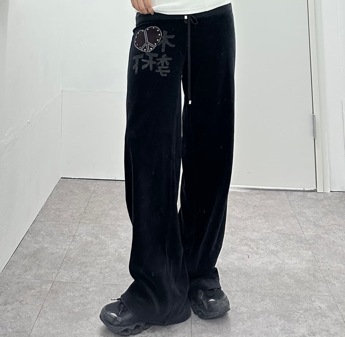 Vintage velvet heart low rise pants 상품이미지1