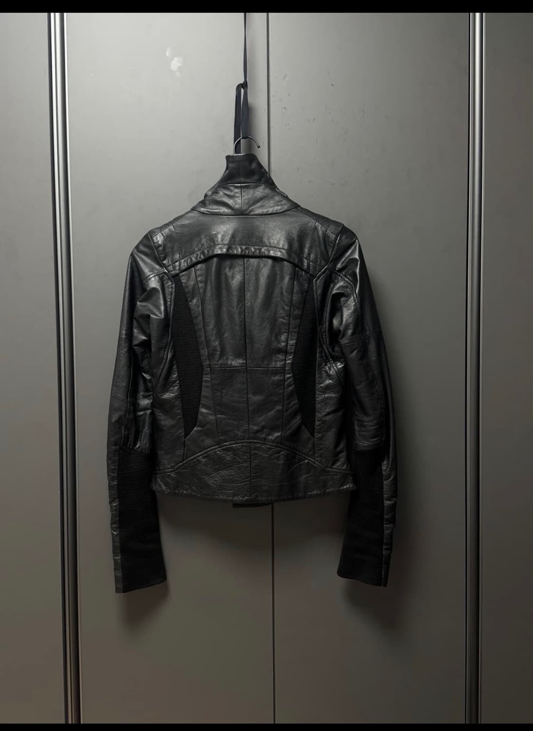 Ekam 비대칭 레더 자켓 상품이미지2