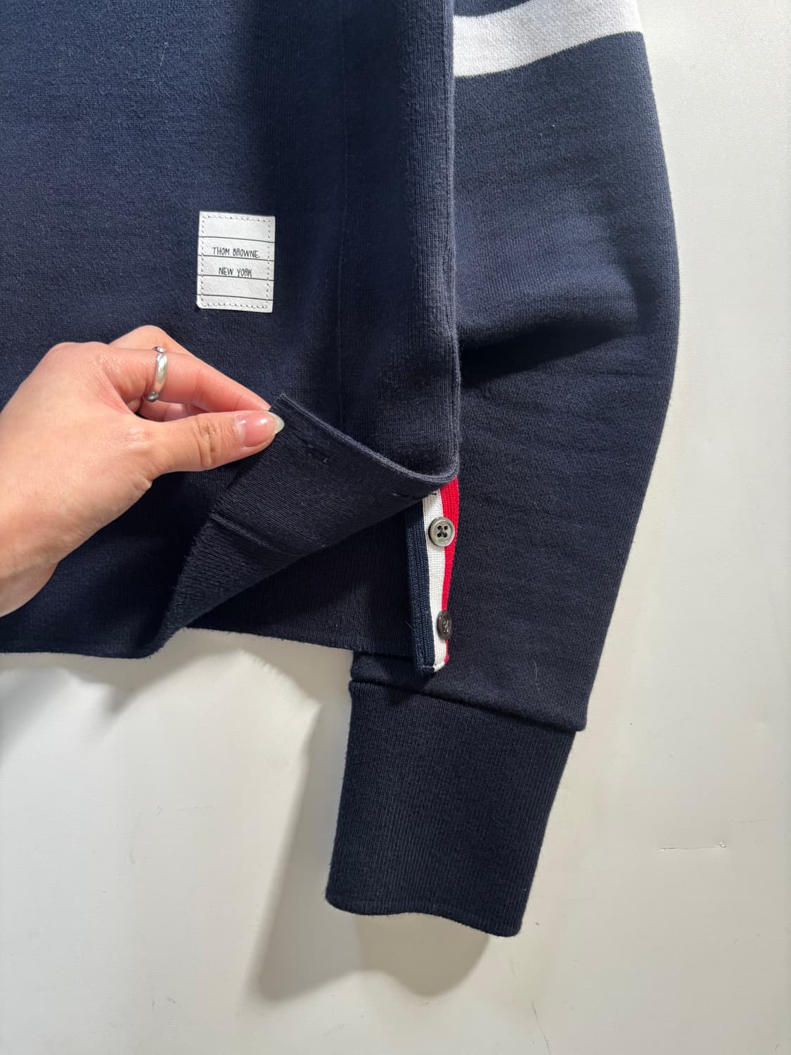 Thom Browne 톰브라운 사선 완장 맨투맨 상품이미지7