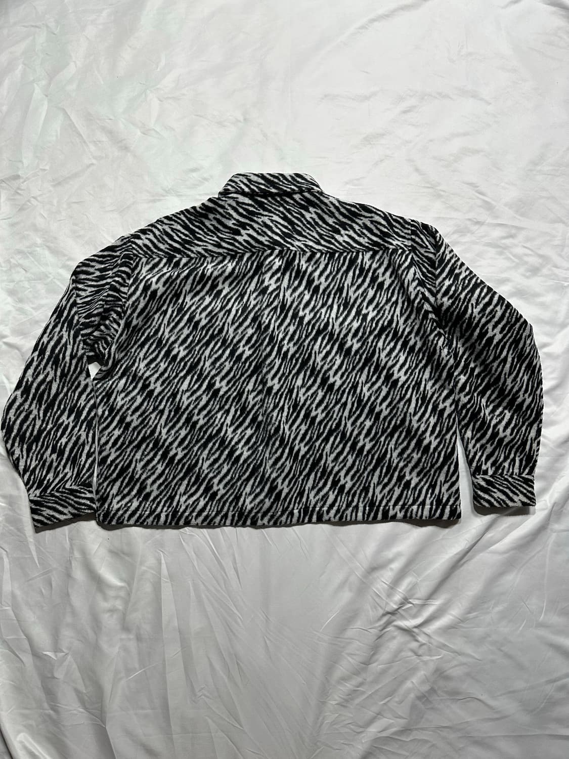 Crunky youth 지브라 모헤어 크롭 셔츠 상품이미지6