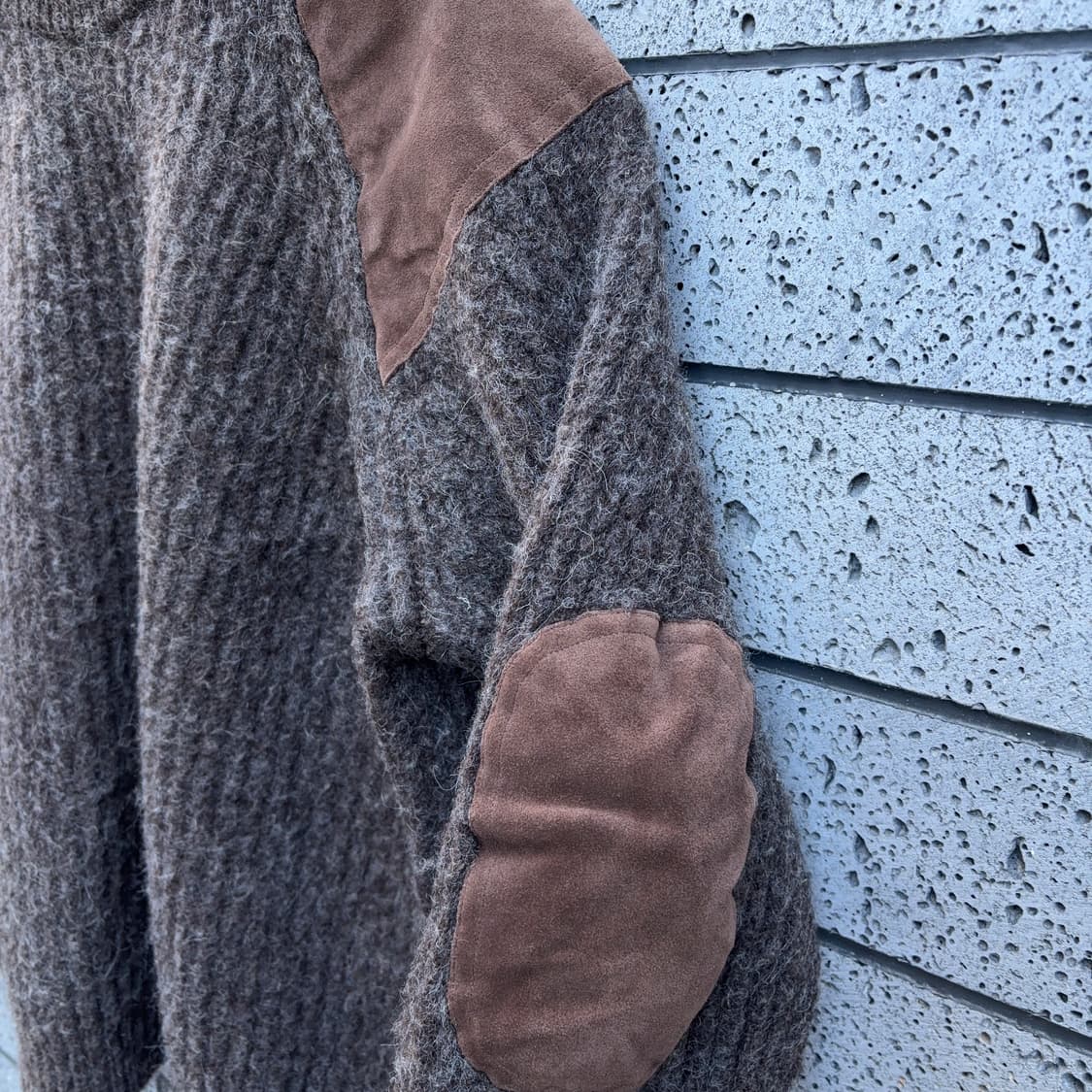 니피 Niffi 울 니트 스웨터 (스웨이드 패치) 상품이미지4