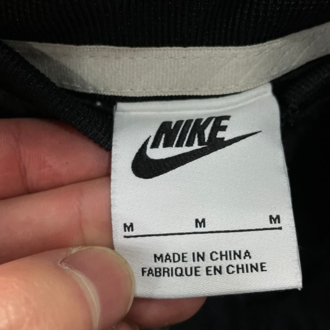 100 나이키 에어 메쉬포켓 바람막이 상품이미지3