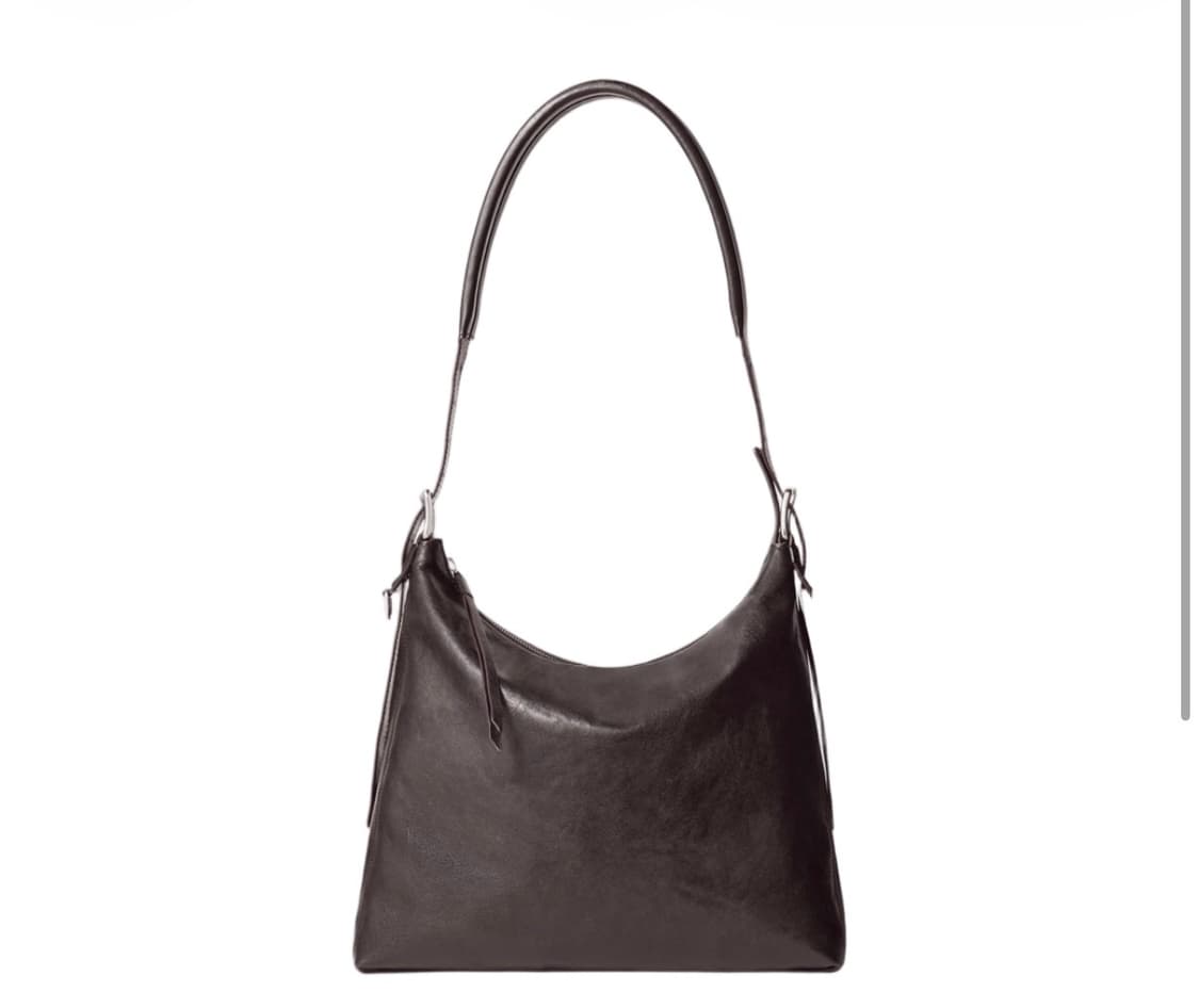 르메르 스몰 벨티드 호보백 레더 다크 초콜릿 상품이미지1