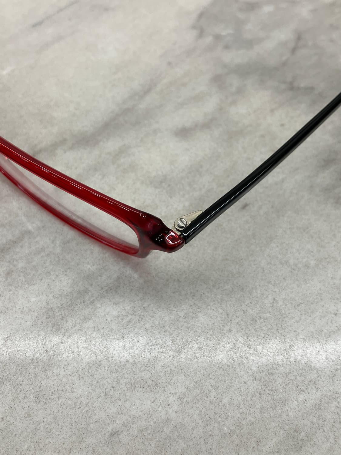 캘빈클라인 CK 씬 레드블랙 소프트 스퀘어 뿔테 안경 상품이미지2