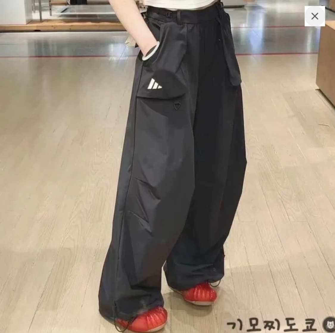 아디다스 파라슈트 오버사이즈 팬츠 XS 상품이미지5