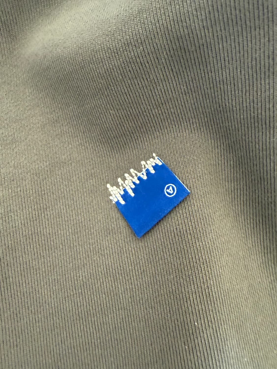 할인 아더에러 시그니피컨트 trs 태그 후드집업 차콜 상품이미지9