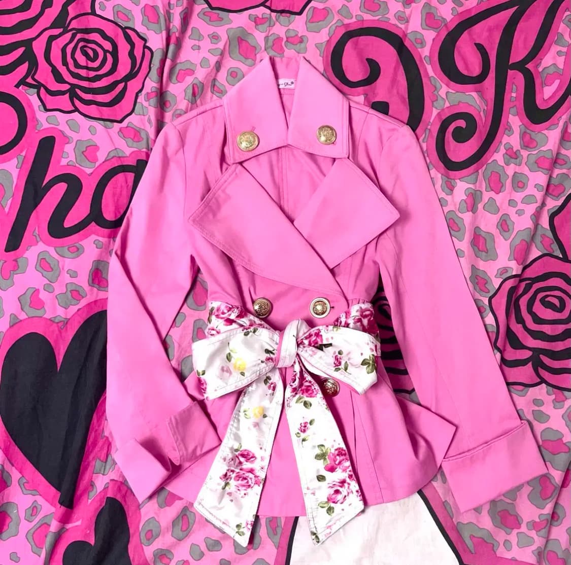 시로키티 MA*RS마즈 금장 갸루 플라워 패턴 리본 벨 티드 숏코트 상품이미지1