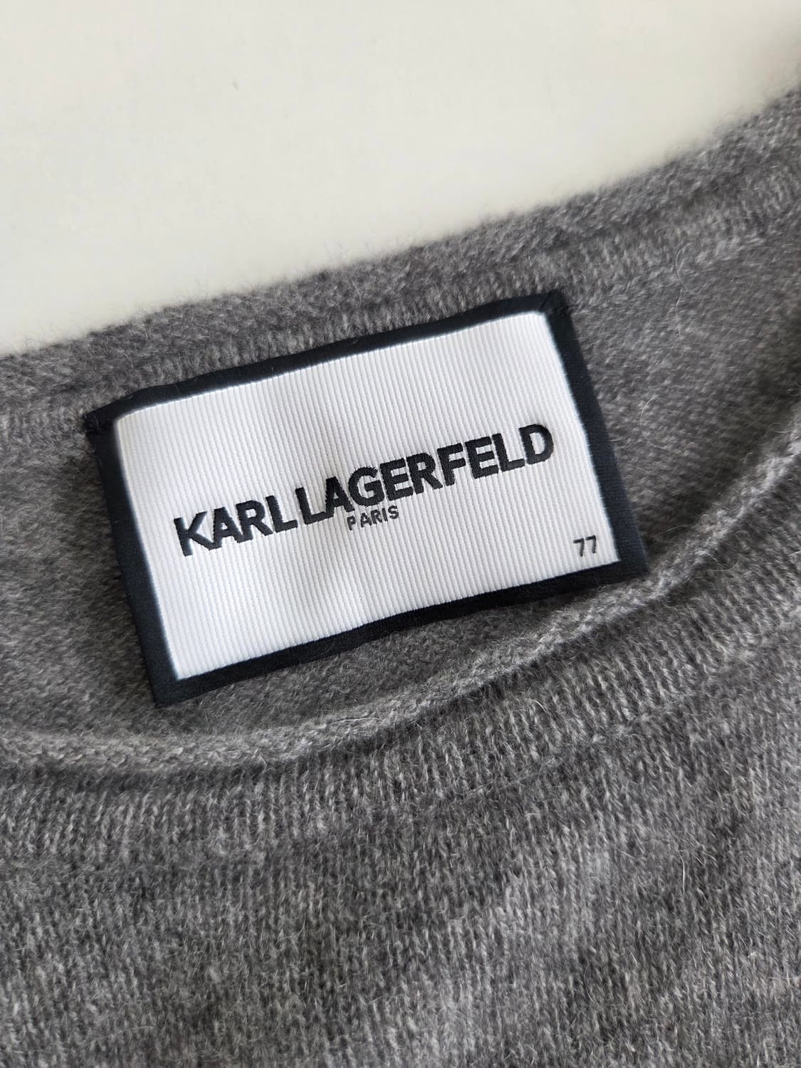 칼라거펠트 캐시미어 반팔 니트 그레이 77 상품이미지3