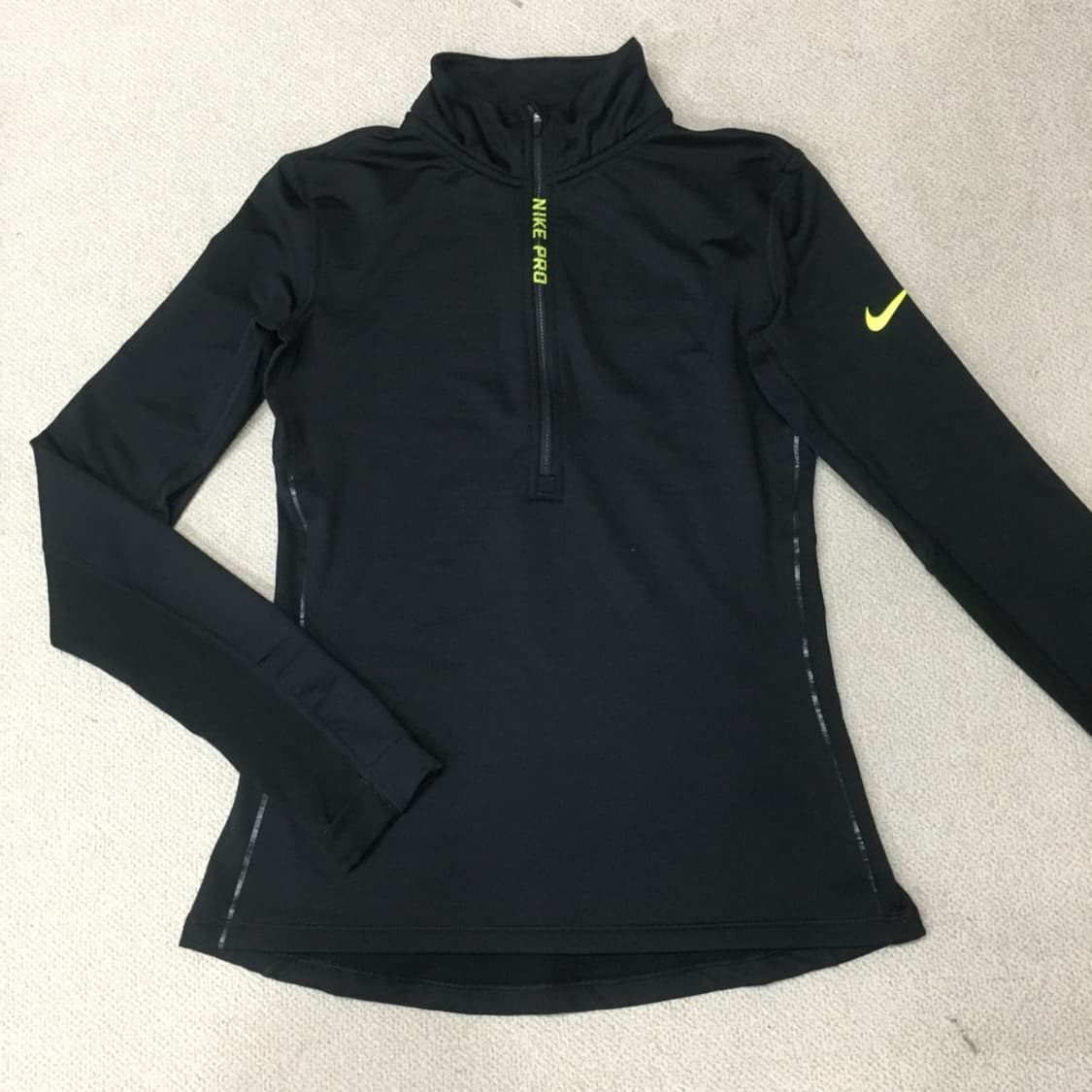 나이키 프로 여성 하프집업티 CC05 상품이미지1