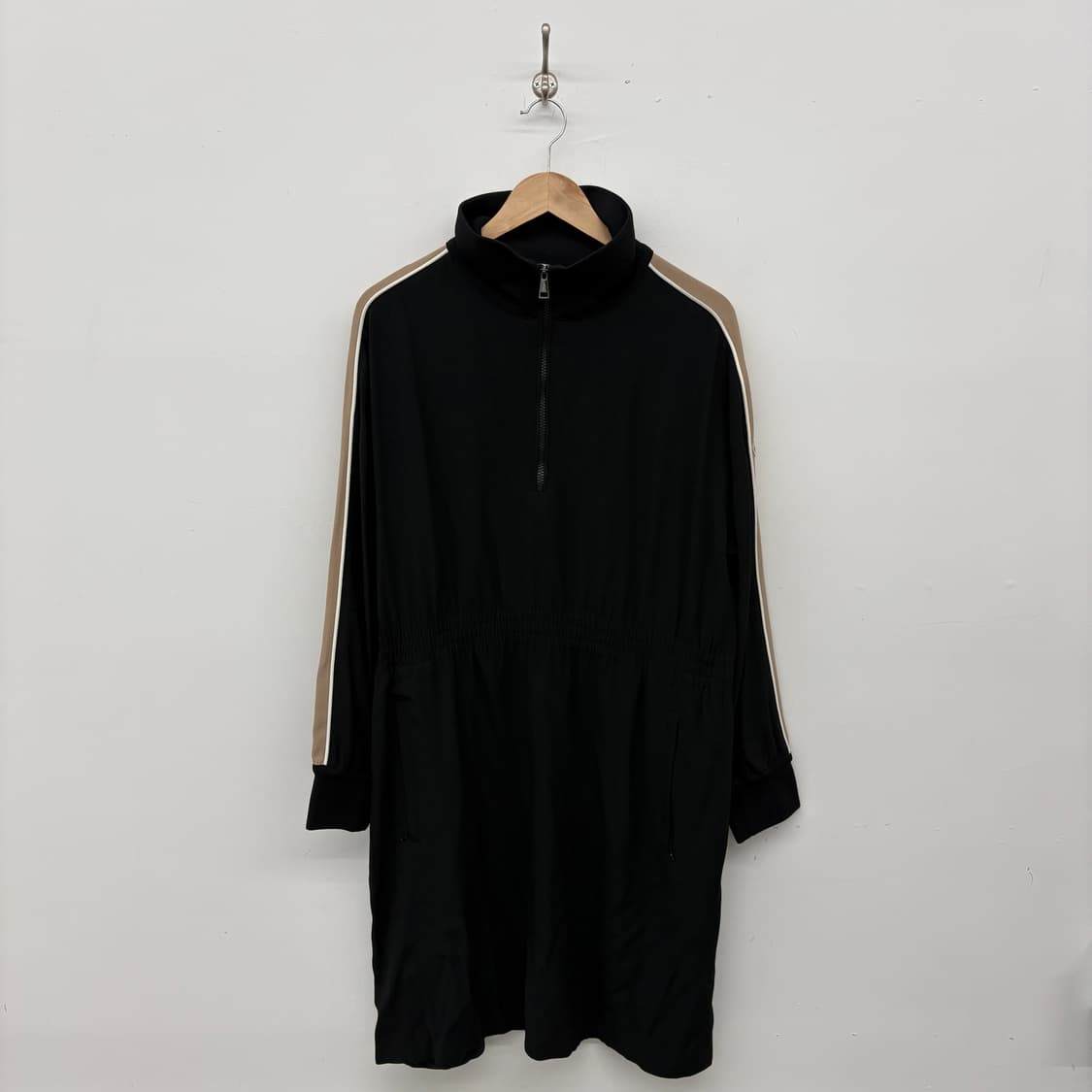 몽클레어 블랙 하이넥 라인 원피스 여성 XL 상품이미지1