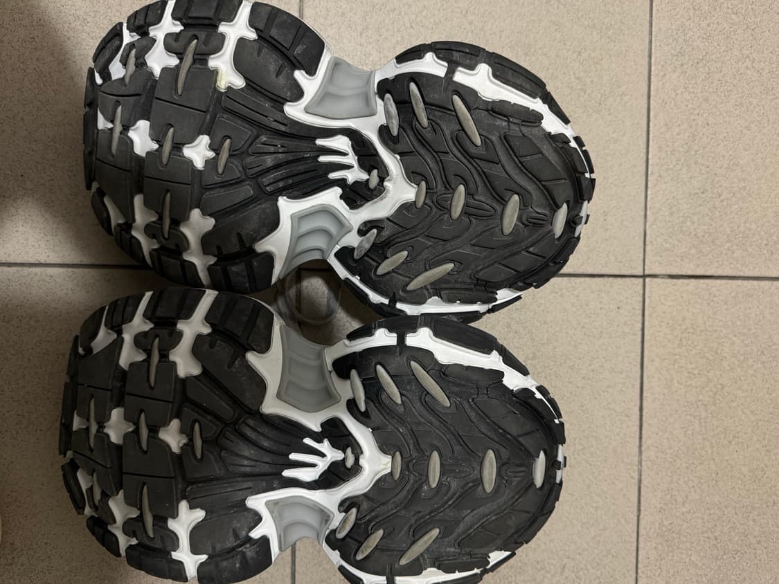 발렌시아가 10XL 42E 상품이미지3