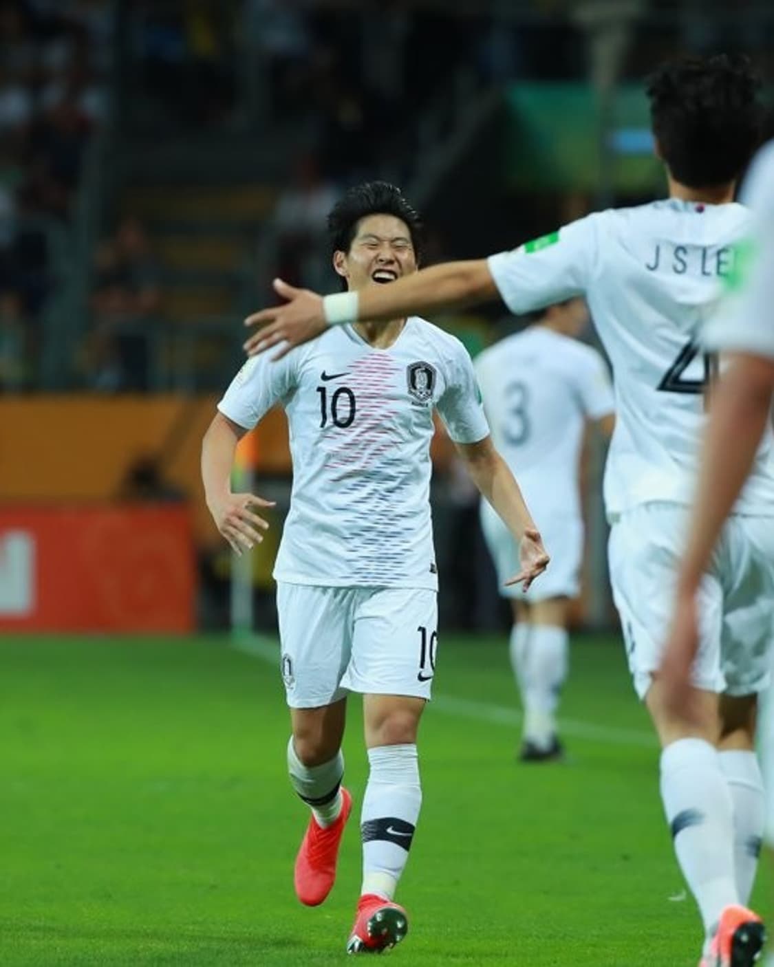 대한민국 한국 국대 18-20 이강인 어웨이 유니폼 상품이미지5