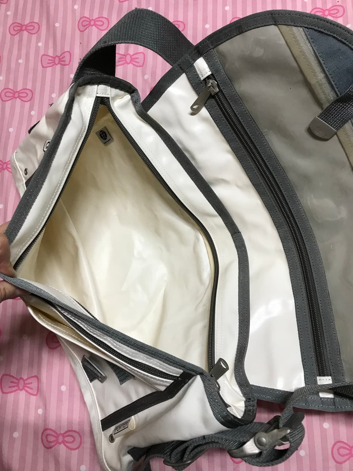 요시다포터 pvc 타포린 메신저백 화이트 상품이미지7