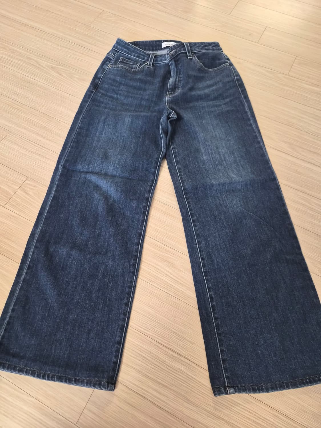 GUESS와이드 레그 청바지 상품이미지1