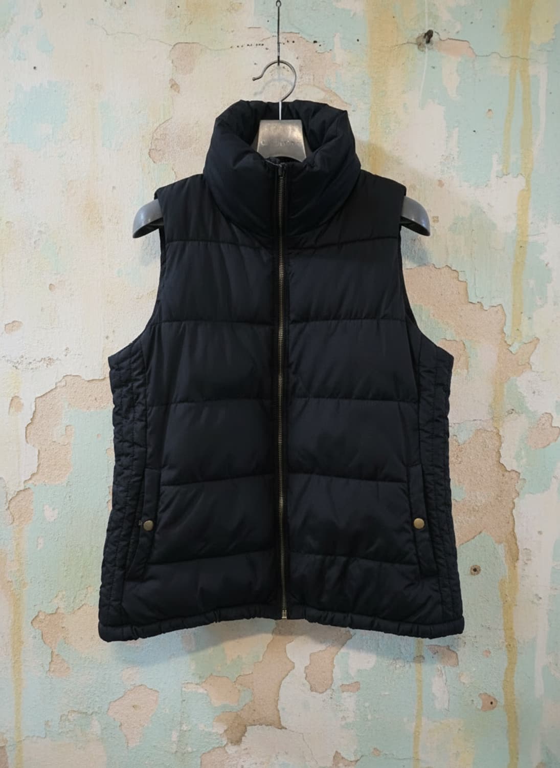 올드네이비 여성 블랙 패딩 조끼 M 상품이미지1