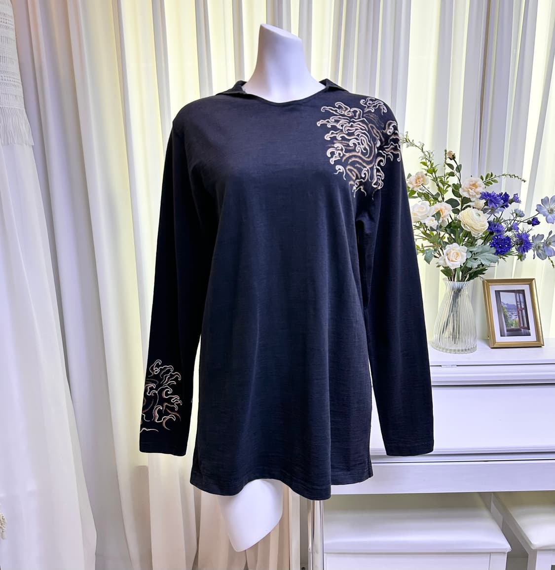 Concept by Eternal 오리엔탈 코이 후드티셔츠 상품이미지2