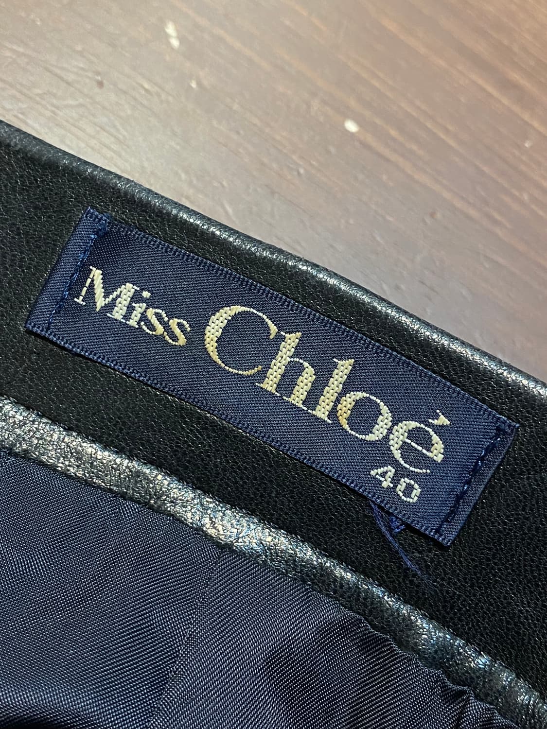 끌로에 블랙 레더 스커트 상품이미지5