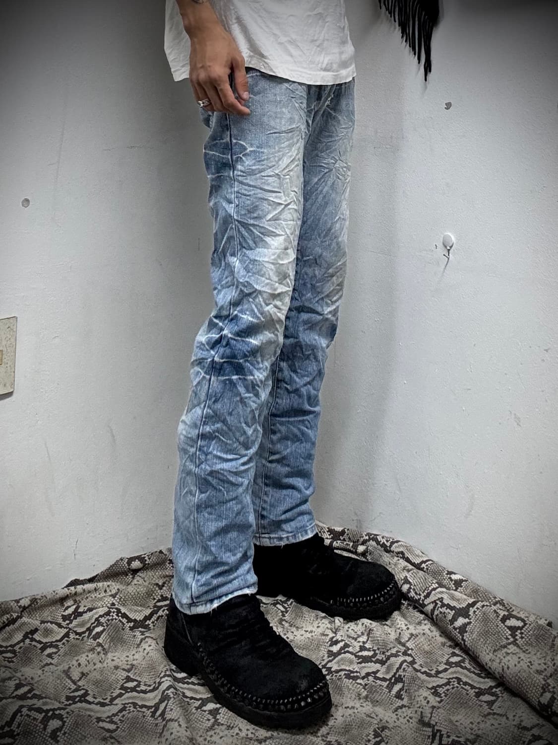 “Vintage”Double Zipper Detail Crack Wash 상품이미지2