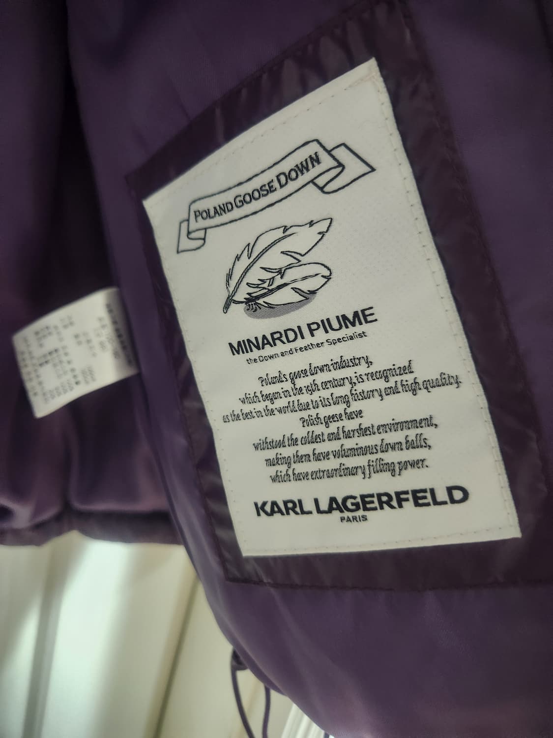 칼 라거펠트 퍼플 광택 숏패딩 상품이미지3
