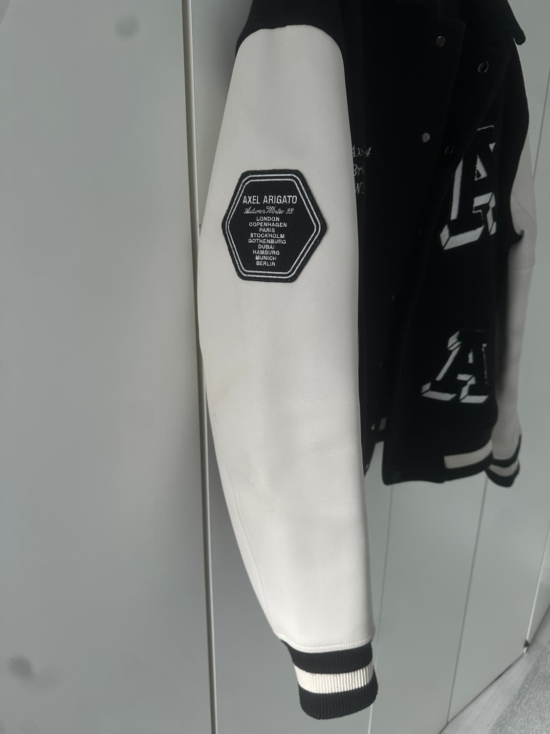 악셀아리가토 바시티 자켓 L 상품이미지3