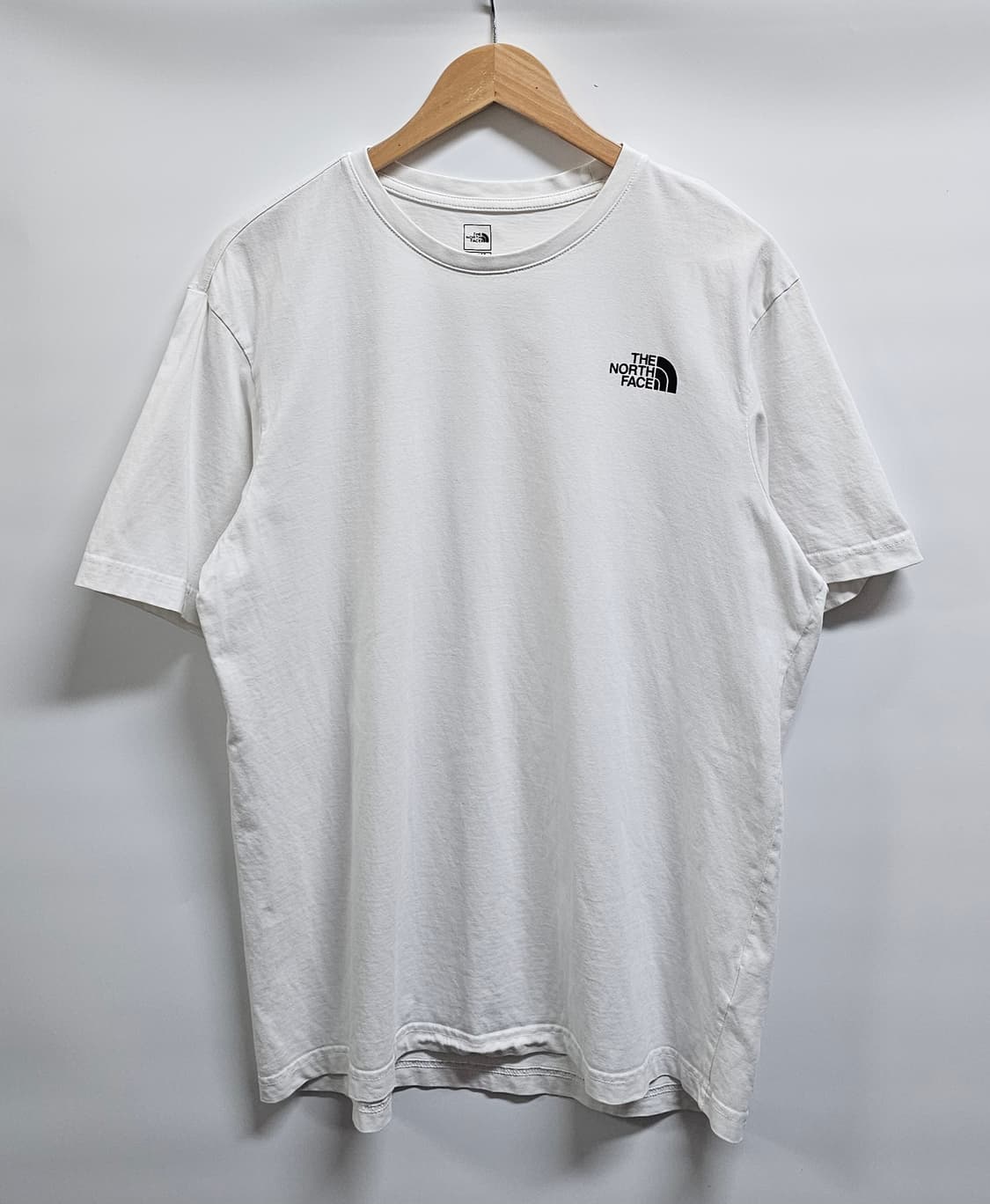노스페이스 화이트 반팔 티셔츠 XL 상품이미지1