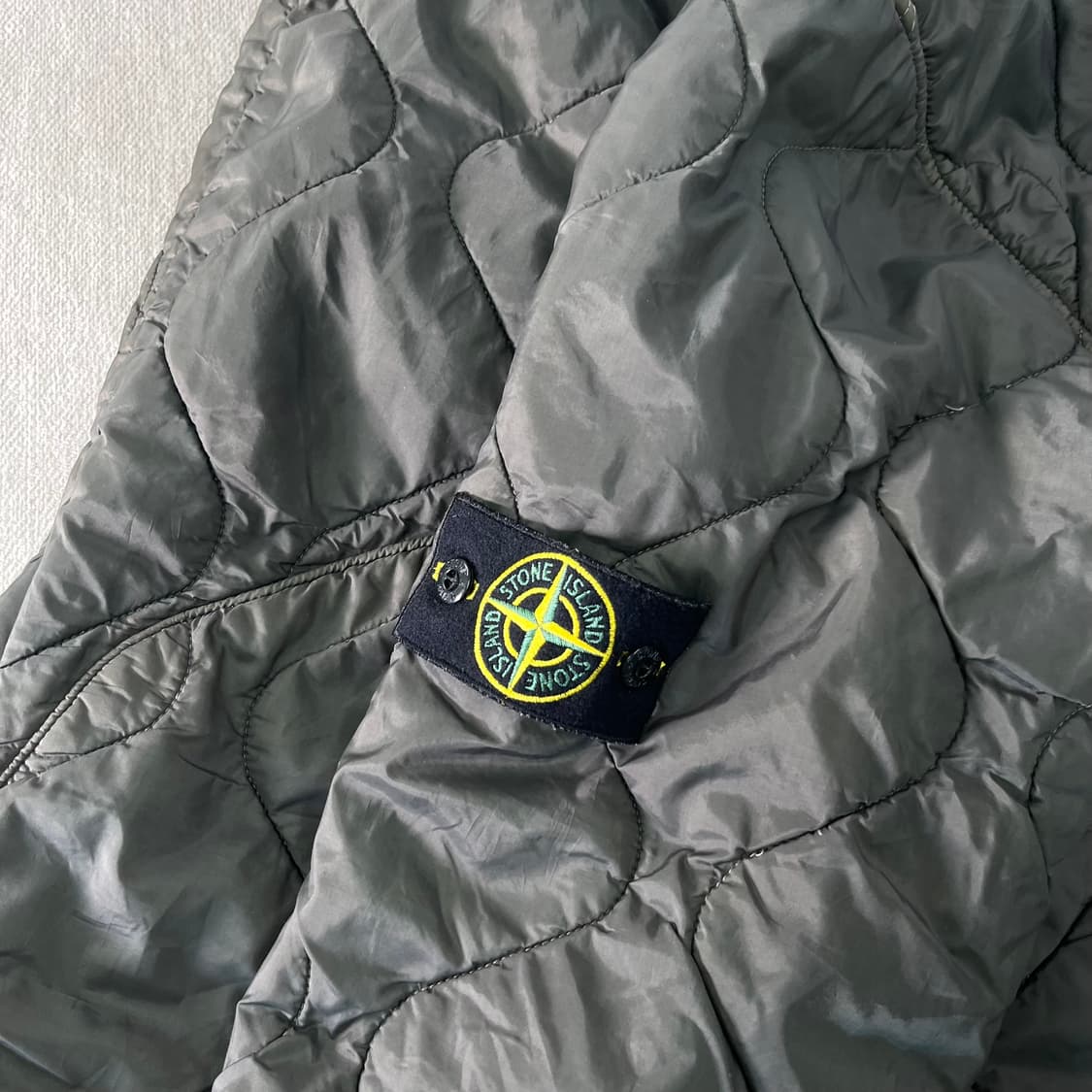 100 스톤아일랜드 90s 퀄팅 카키 자켓 상품이미지6