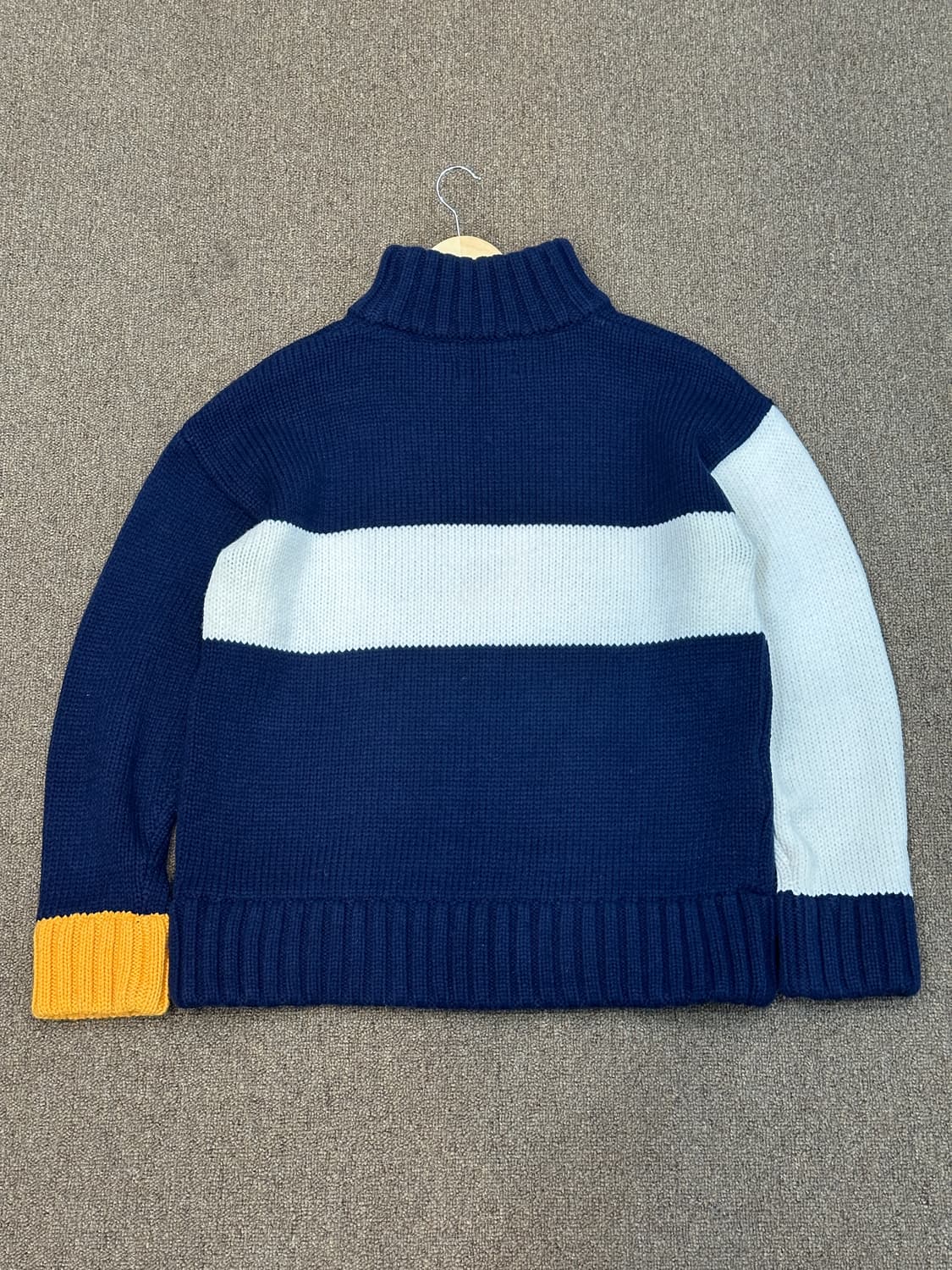 아더에러 터틀넥 니트 2사이즈 상품이미지3