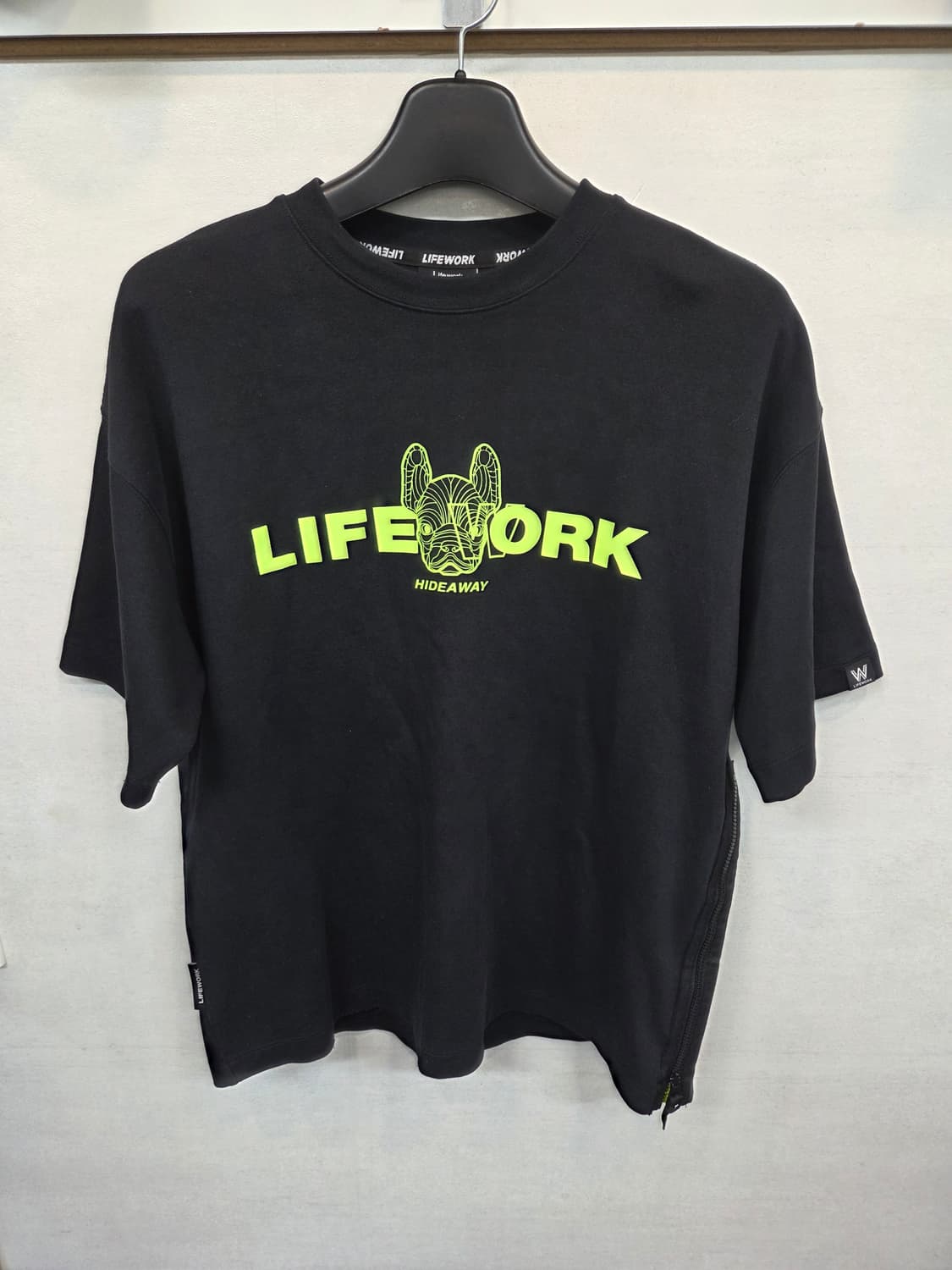 라이프워크 형광로고 사이드지퍼 반팔 m 상품이미지1