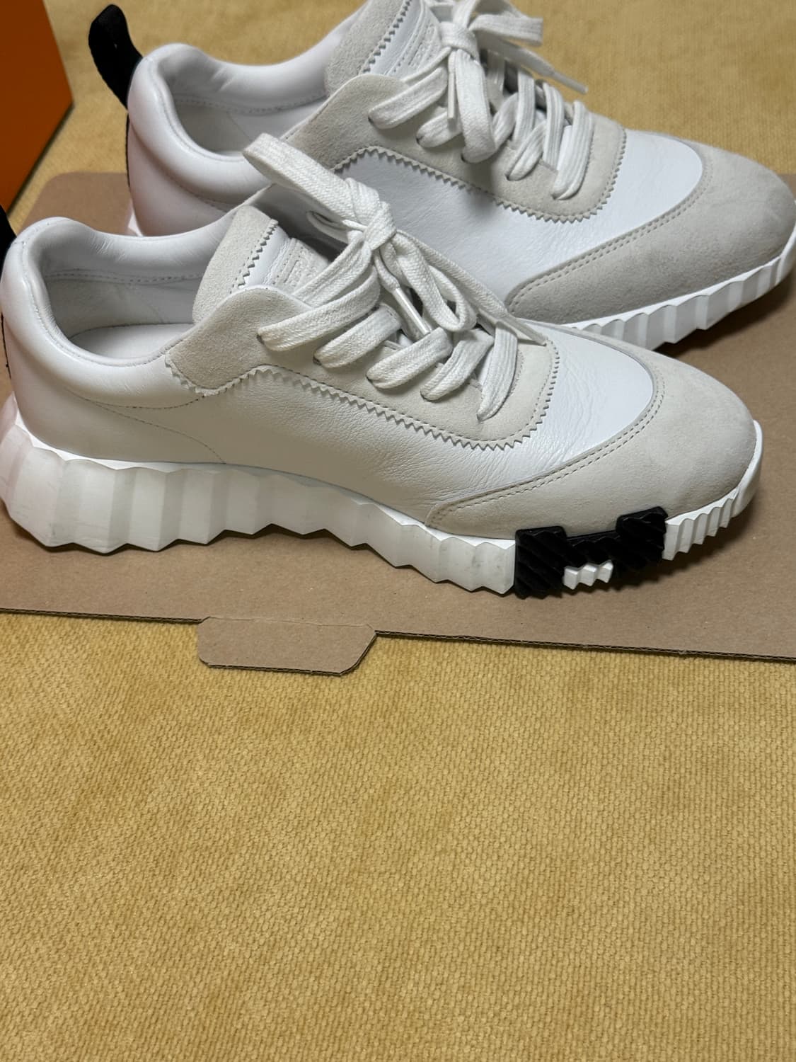 에르메스 바운싱 스니커즈 화이트 35 사이즈 상품이미지6