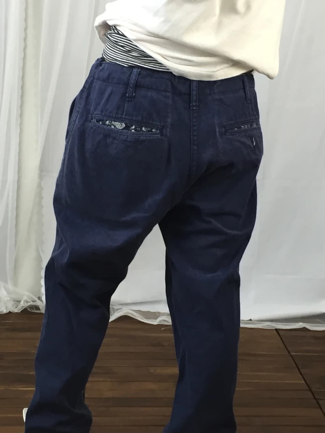 BEAMS Navy Cropped Chino Pants 상품이미지4