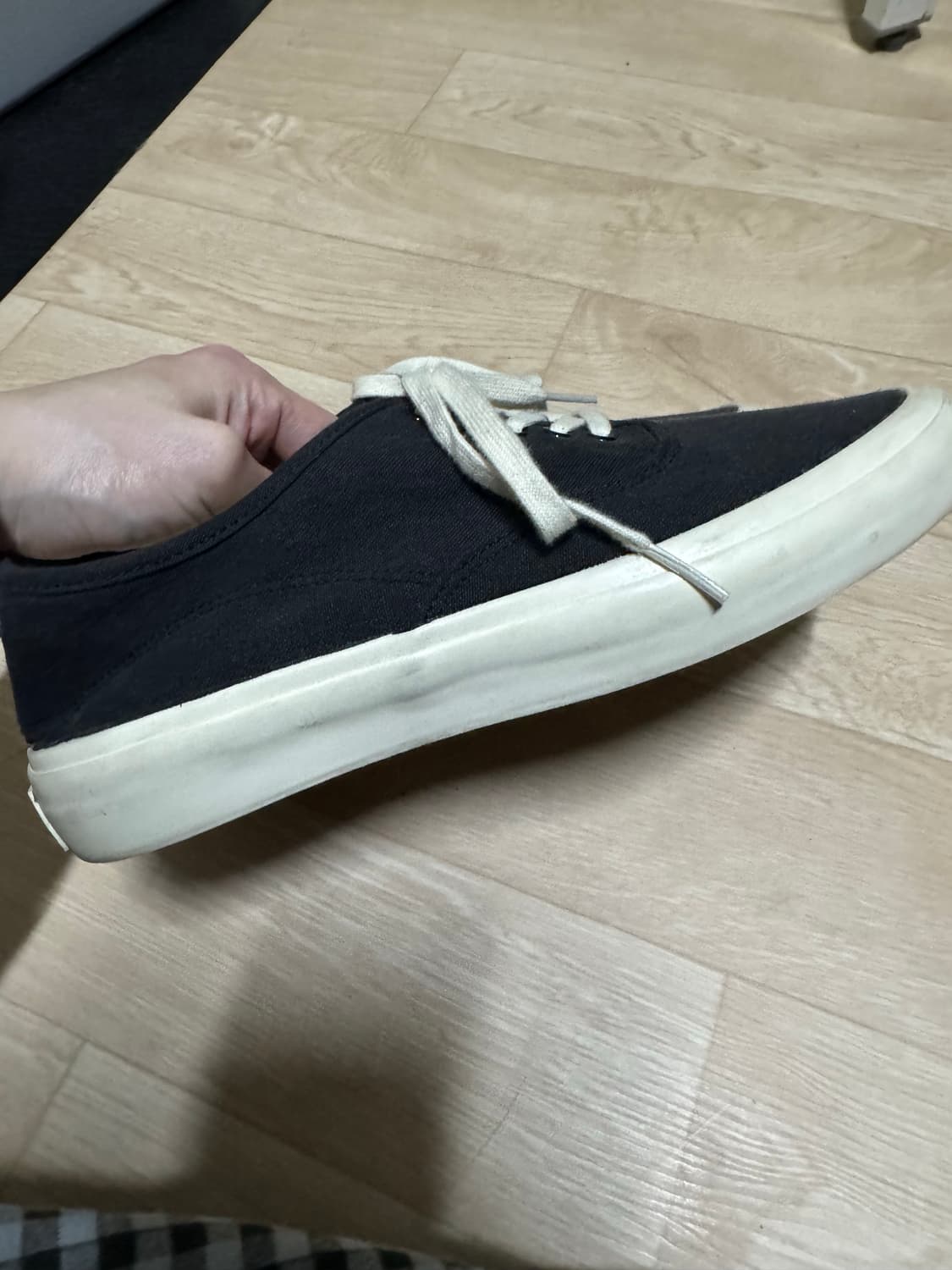 [260] 그라퍼리즈 차콜 에크루 상품이미지2