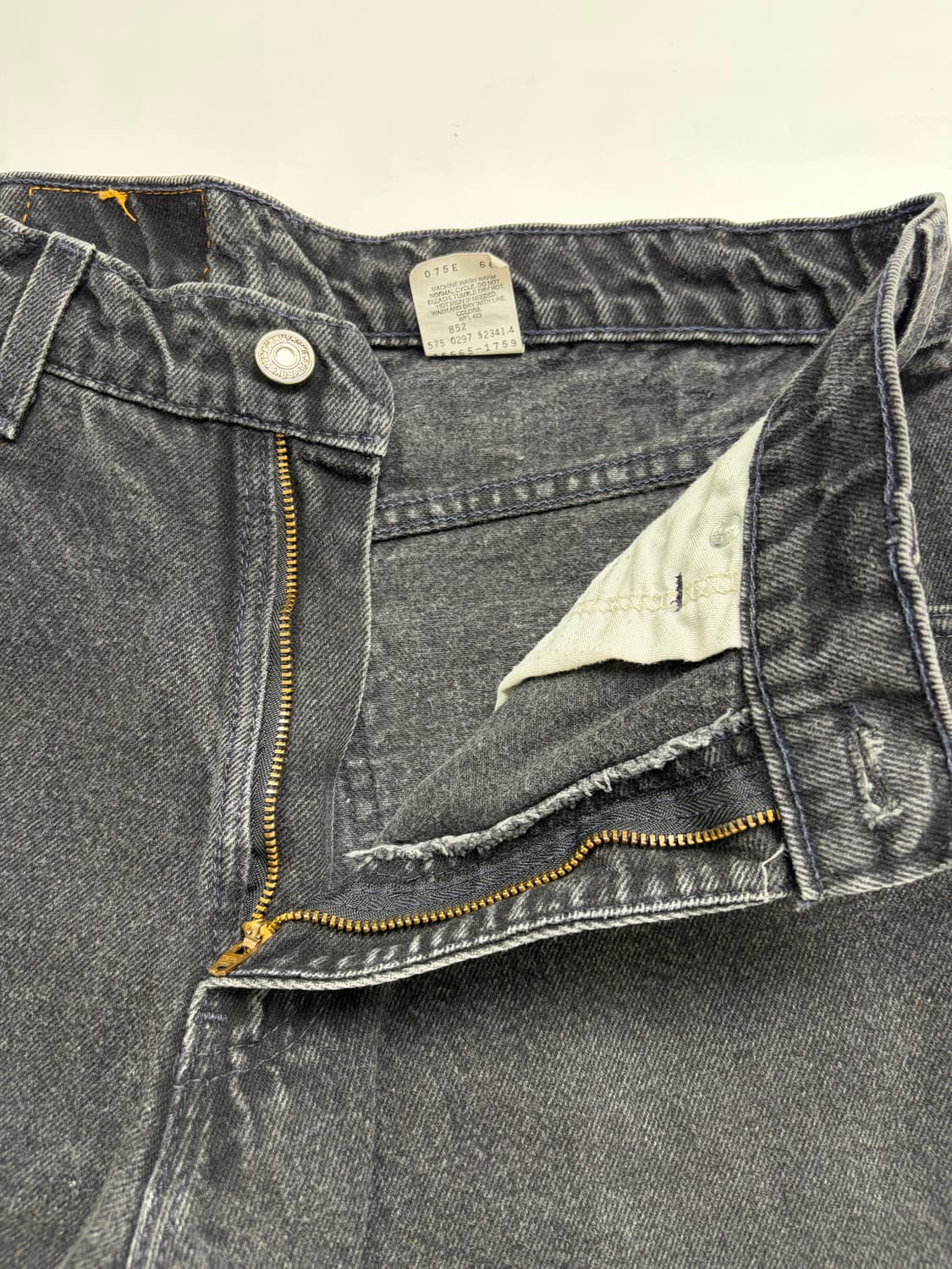 90s Levi’s 565 Shorts (black) 상품이미지6