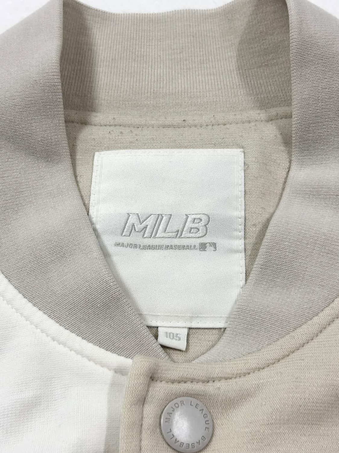 MLB 뉴욕양키스 베이지 배색 바시티자켓 상품이미지8