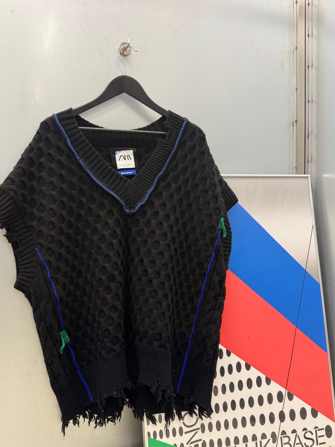 자라 x 아더에러 블랙컬러 오버사이즈 니트 베스트 상품이미지1