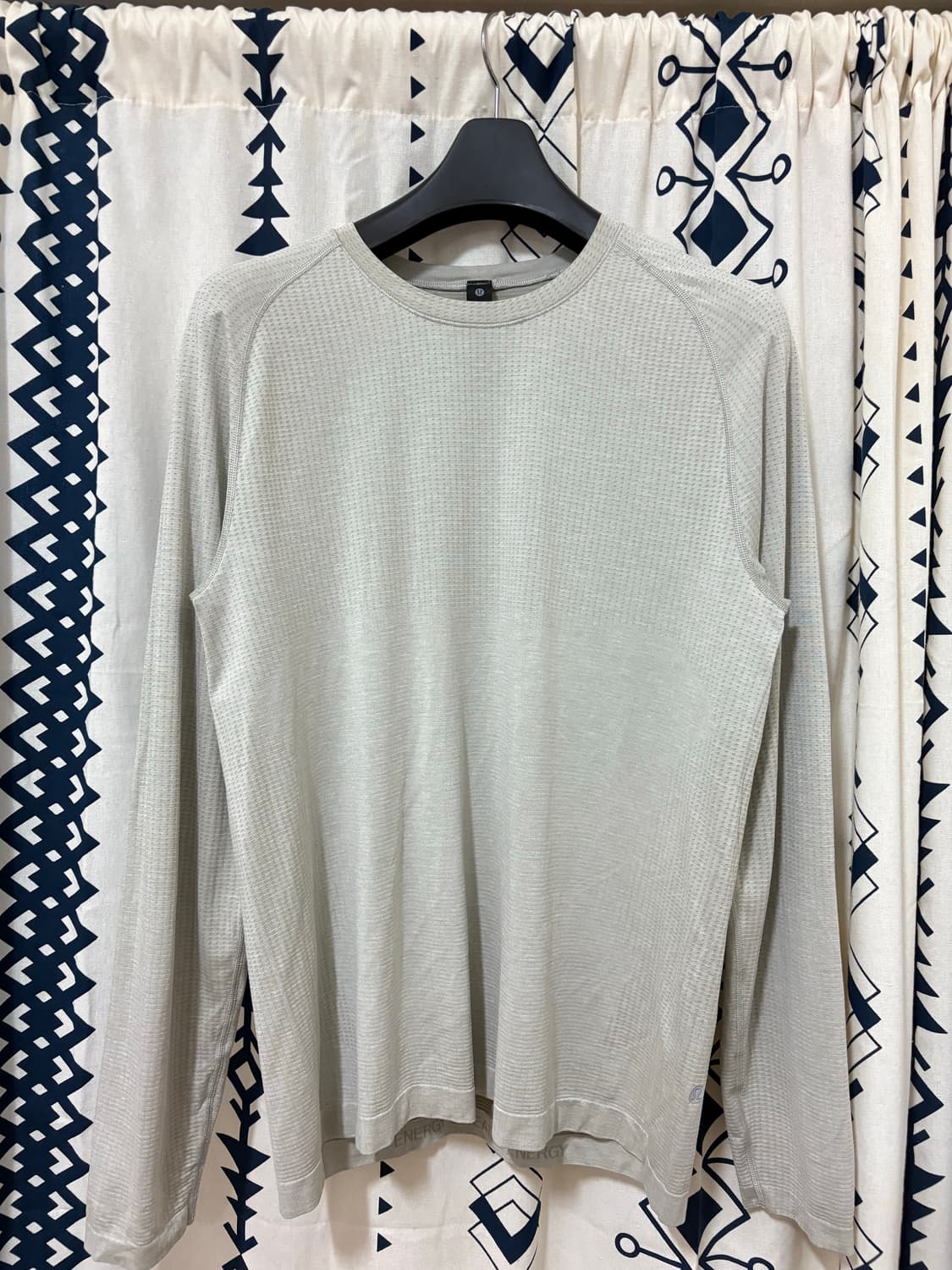 룰루레몬 메탈 멘트 테크 롱슬리브 셔츠 상품이미지3