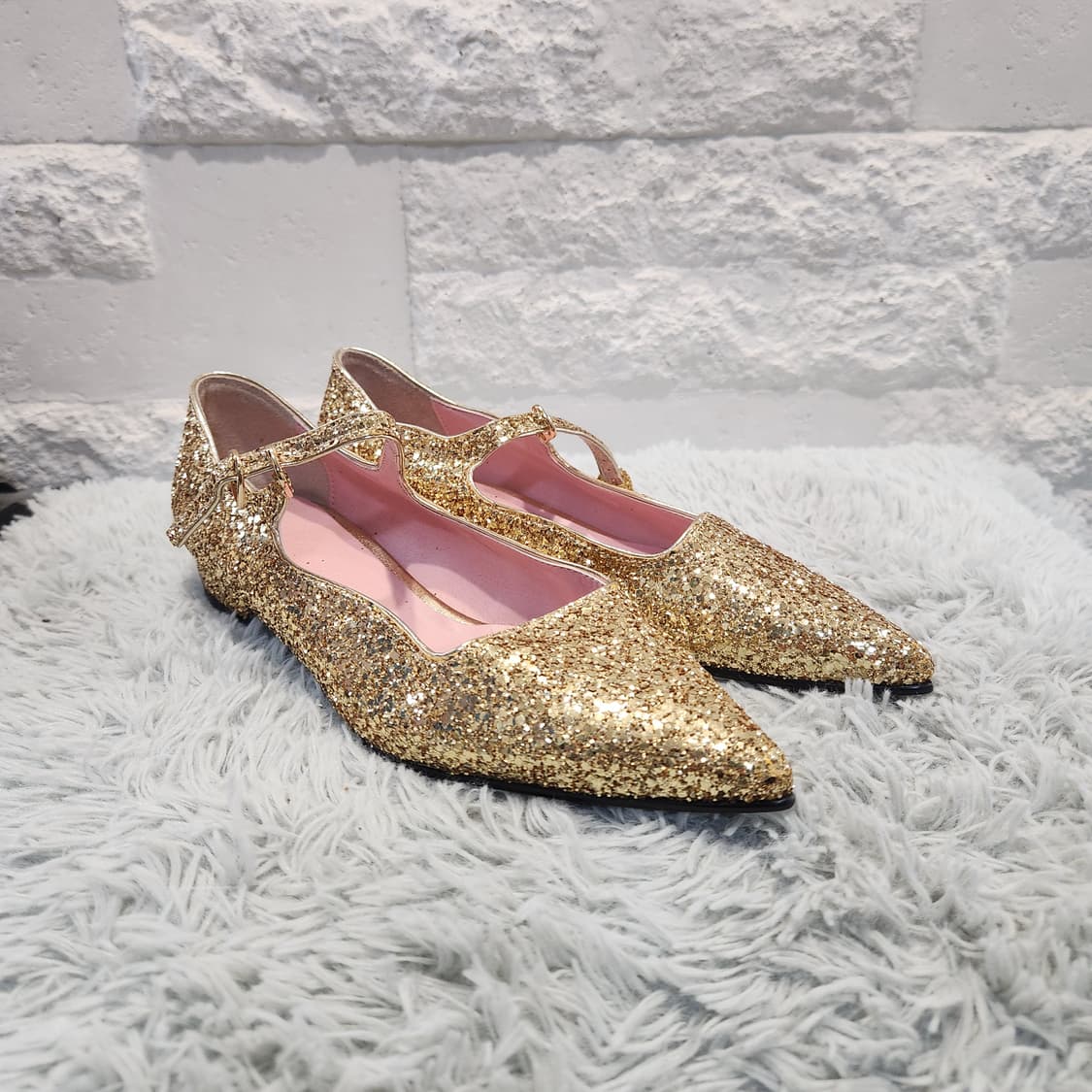 반짝반짝 골드 메리제인 | 코디 완성되는 포인트 슈즈 상품이미지1