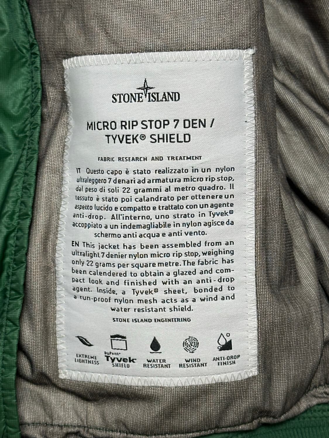스톤아일랜드 립스탑 7 메탈릭 쉴드 자켓 M(100) 국내판 상품이미지2